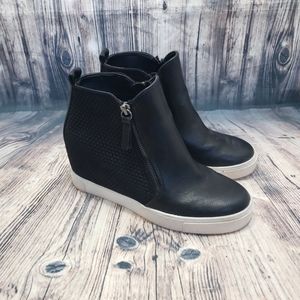 David Aaron Zip Up High Top Sneakers Size 9